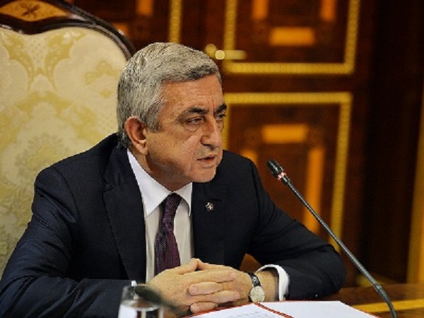 Саргсян распустил аппарат Совета Нацбезопасности